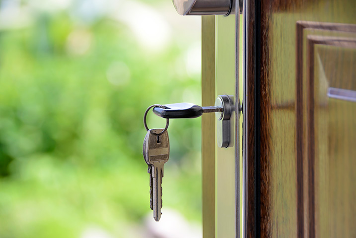 A2B Locks are able to provide local locksmiths in Dronfield to repair your broken locks. 